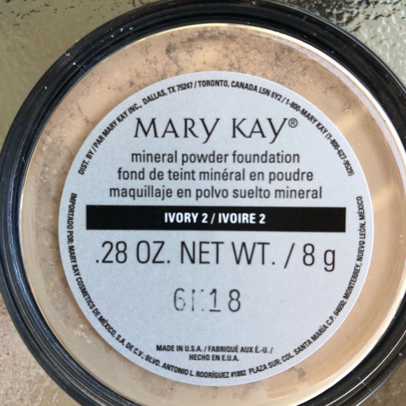 Makeup - Picture 6 of 6